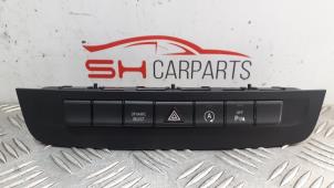 Used Navigation control panel Mercedes CLA (117.3) 2.2 CLA-220 CDI 16V Price € 65,00 Margin scheme offered by SH Carparts