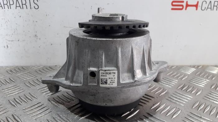 Used Engine mount Mercedes C (W205) C-300 2.0 Turbo 16V Price € 90,00 Margin scheme offered by SH Carparts