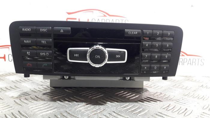 Używane System nawigacji Mercedes B (W246/W242) 1.8 B-180 CDI BlueEFFICIENCY 16V Cena € 200,00 Procedura marży oferowane przez SH Carparts