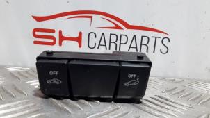 Used Switch Mercedes CLA (117.3) 2.2 CLA-220 CDI 16V Price € 15,00 Margin scheme offered by SH Carparts