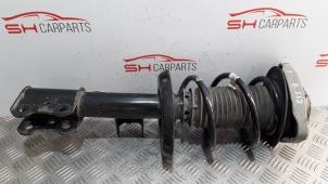 Used Front shock absorber rod, right Mercedes B (W246,242) 1.6 B-200 BlueEFFICIENCY Turbo 16V Price € 140,00 Margin scheme offered by SH Carparts