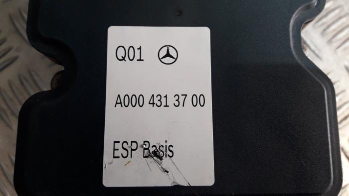 Pompa ABS z Mercedes-Benz B (W246,242) 1.6 B-200 BlueEFFICIENCY Turbo 16V 2015
