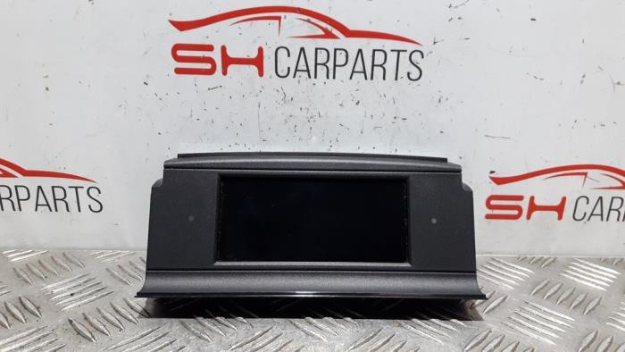 Begagnade Innerdisplay Mercedes C (W204) 1.8 C-200K 16V Pris € 50,00 Marginaltabell erbjuds av SH Carparts