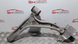 Used Front wishbone, right Mercedes B (W246,242) 1.5 B-180 CDI 16V Price € 50,00 Margin scheme offered by SH Carparts