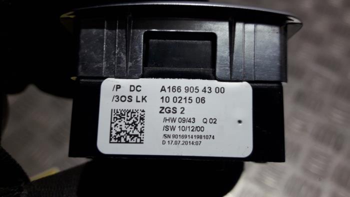 Przelacznik combi okienny z Mercedes-Benz B (W246,242) 1.5 B-180 CDI 16V 2014