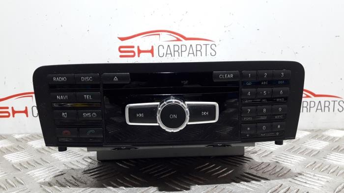 Usagé Système navigation Mercedes A (W176) 2.2 A-200 CDI, A-200d 16V Prix € 120,00 Règlement à la marge proposé par SH Carparts