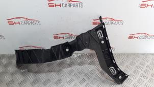 Used Rear bumper bracket, left Mercedes B (W247) 1.3 B-200 Turbo 16V Price € 25,00 Margin scheme offered by SH Carparts