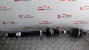 Used Front drive shaft, right Mercedes GLA (156.9) 2.2 200 CDI, d 16V Price € 190,00 Margin scheme offered by SH Carparts