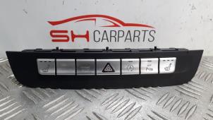 Used Panic lighting switch Mercedes GLA (156.9) 2.2 200 CDI, d 16V Price € 50,00 Margin scheme offered by SH Carparts