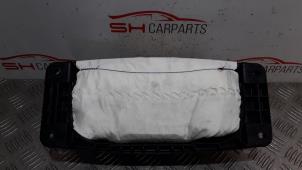 Used Right airbag (dashboard) Mercedes GLA (156.9) 2.2 200 CDI, d 16V Price € 50,00 Margin scheme offered by SH Carparts