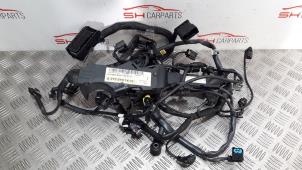 Usados Mazo de cables compartimento motor Mercedes CLA (117.3) 1.6 CLA-180 16V Precio € 175,00 Norma de margen ofrecido por SH Carparts