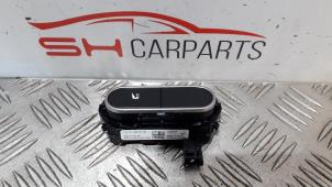 Used Seat heating module Mercedes CLA (118.3) 1.3 CLA-180 Turbo 16V Price € 20,00 Margin scheme offered by SH Carparts