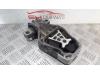 Engine mount from a Mercedes-Benz A (W176) 1.8 A-200 CDI 16V 2013