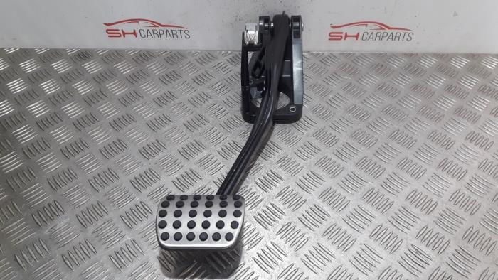 Używane Pedal hamulca Mercedes B (W246/W242) 1.6 B-200 BlueEFFICIENCY Turbo 16V Cena € 30,00 Procedura marży oferowane przez SH Carparts