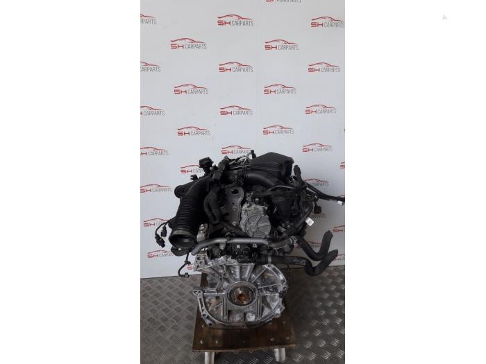 Engine from a Mercedes-Benz A (177.0) 1.3 A-180 Turbo 16V 2019