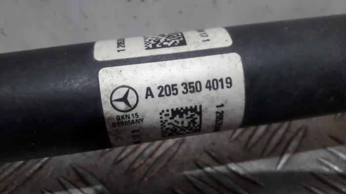 Os napedowa prawy tyl z Mercedes-Benz C (W205) C-200 1.6 CDI BlueTEC, C-200 d 16V 2016