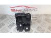 Mercedes-Benz A (177.0) 1.3 A-180 Turbo 16V Tailgate lock mechanism