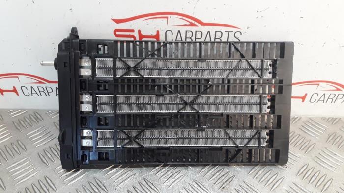 Begagnade Värmeelement Mercedes E (C238) E-220d 2.0 Turbo 16V Pris € 40,00 Marginaltabell erbjuds av SH Carparts