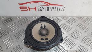 Used Speaker Mercedes A (177.0) 1.3 A-200 Turbo 16V Price € 15,00 Margin scheme offered by SH Carparts