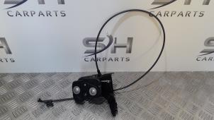 Used Rear seat lock Mercedes E Estate (S212) E-220 CDI 16V BlueEfficiency Price € 50,00 Margin scheme offered by SH Carparts