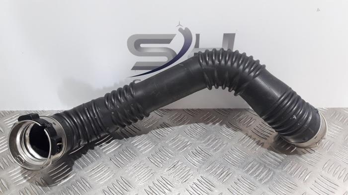 Intercooler Rohr Mercedes A (177.0), 2018 / 2026 1.3 A-200 Turbo 16V, Fließheck, Benzin, 1.332cc, 120kW (163pk), FWD, M282914, 2018-03 / 2026-12, 177.087 (Gebraucht)