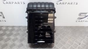 Used Storage compartment Mercedes A (177.0) 1.3 A-200 Turbo 16V Price € 75,00 Margin scheme offered by SH Carparts