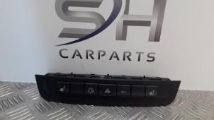 Used Panic lighting switch Mercedes B (W246,242) 1.8 B-200 CDI BlueEFFICIENCY 16V Price € 25,00 Margin scheme offered by SH Carparts