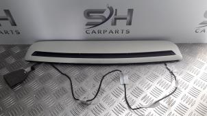 Używane Dodatkowe swiatlo stopu srodek Mercedes C (W205) C-220 2.2 CDI BlueTEC, C-220 d 16V Cena € 45,00 Procedura marży oferowane przez SH Carparts