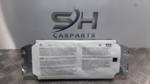 Usagé Airbag droite (tableau de bord) Mercedes SLK (R171) 3.0 280 V6 24V Prix € 50,00 Règlement à la marge proposé par SH Carparts