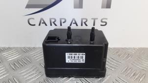 Used Electric central locking vacuum pump Mercedes E (C207) E-200 CGI 16V BlueEfficiency Price € 45,00 Margin scheme offered by SH Carparts