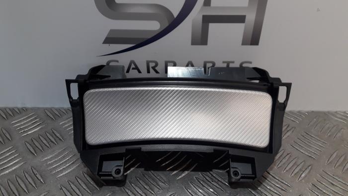 Begagnade Askkopp, fram Mercedes 280SL-500SLC Pris € 40,00 Marginaltabell erbjuds av SH Carparts