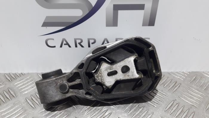 Used Engine mount Mercedes CLA AMG (118.3) 2.0 CLA-45 S AMG Turbo 16V 4-Matic+ Price on request offered by SH Carparts