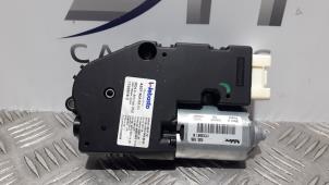 Używane Silnik szyberdachu Mercedes E (C207) E-250 CDI,BlueTEC,d 16V Cena € 270,00 Procedura marży oferowane przez SH Carparts