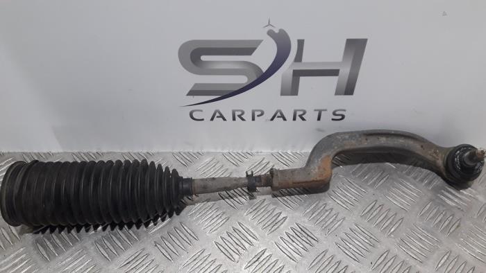 Tie rod, right from a Mercedes-Benz CLA Shooting Brake (117.9) 2.2 CLA-200 CDI 16V 2017