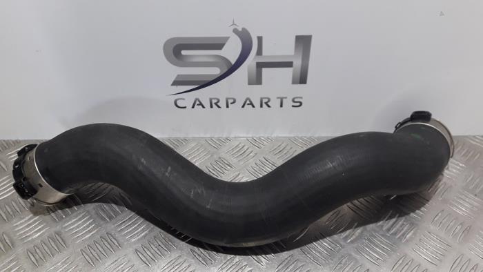 Begagnade Laddluftkylarslang Mercedes A (W176) 1.5 A-180 CDI, A-180d 16V Pris € 25,00 Marginaltabell erbjuds av SH Carparts