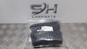 Used Luggage net Mercedes E (C238) E-220d 2.0 Turbo 16V Price € 20,00 Margin scheme offered by SH Carparts