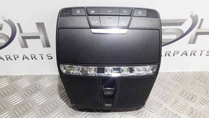 Begagnade Innerbelysning, fram Mercedes E (C238) E-220d 2.0 Turbo 16V Pris € 140,00 Marginaltabell erbjuds av SH Carparts