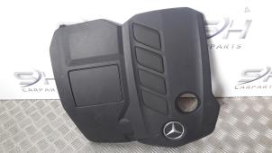 Usagé Cache sous moteur Mercedes E (W213) E-200d 2.0 Turbo 16V Prix € 30,00 Règlement à la marge proposé par SH Carparts