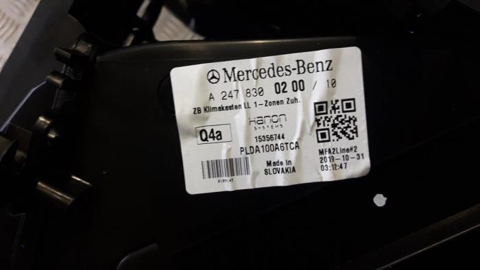 Heizgehäuse van een Mercedes-Benz A (177.0) 1.5 A-180d 2019