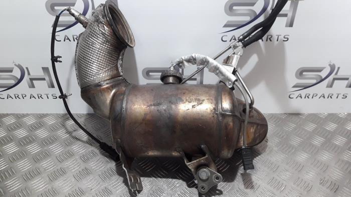 Catalytic converter from a Mercedes-AMG CLA AMG (118.3) 2.0 CLA-45 S AMG Turbo 16V 4-Matic+ 2020