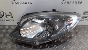 Used Headlight, left Mercedes Citan (415.6) 1.5 108 CDI Price € 180,00 Margin scheme offered by SH Carparts