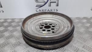 Used Dual mass flywheel Mercedes CLA (117.3) 1.6 CLA-180 16V Price € 150,00 Margin scheme offered by SH Carparts