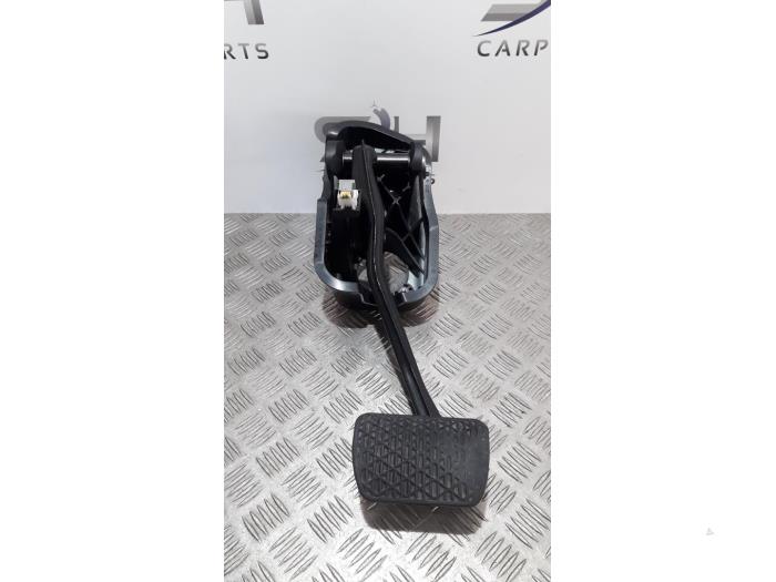 Używane Pedal hamulca Mercedes C Estate (S205) C-220 CDI BlueTEC, C-220 d 2.2 16V Cena € 50,00 Procedura marży oferowane przez SH Carparts