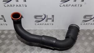 Used Turbo hose Volkswagen Crafter 2.5 TDI 30/32/35 Price € 25,00 Margin scheme offered by SH Carparts