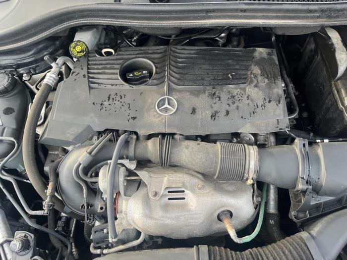 Engine Mercedes B 1.6 B-180 BlueEFFICIENCY Turbo 16V - 270910