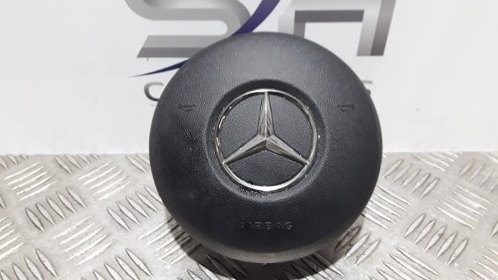 Airbag gauche (volant) d'un Mercedes-Benz A (177.0) 1.5 A-180d 2019