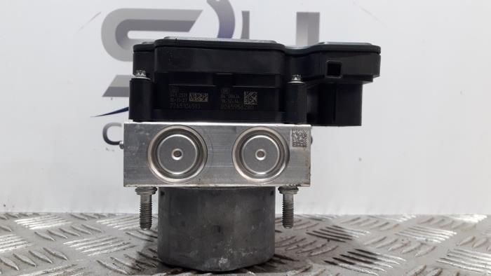 ABS pump from a Mercedes-Benz CLA (117.3) 1.6 CLA-200 16V 2019
