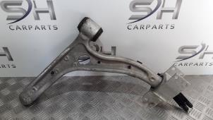 Used Front wishbone, right Mercedes GLA (156.9) 1.6 180 16V Price € 50,00 Margin scheme offered by SH Carparts