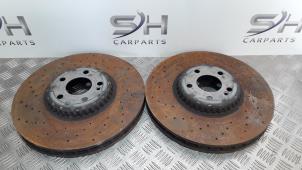 Used Brake disc + block front Mercedes E Estate AMG (S213) 3.0 E-43 AMG V6 Turbo 4-Matic Price on request offered by SH Carparts