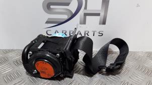 Used Rear seatbelt, left Mercedes A (W176) 1.6 A-180 16V Price € 75,00 Margin scheme offered by SH Carparts